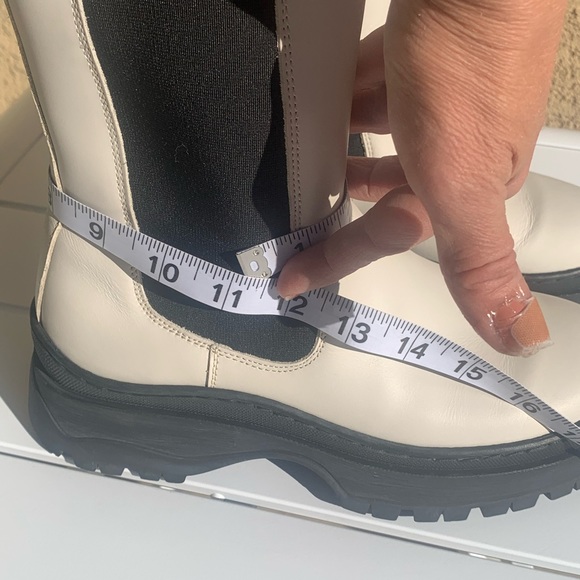 Ted Baker London Lilanna white leather lug sole Chelsea boots 7 ( European 37) - Picture 14 of 15